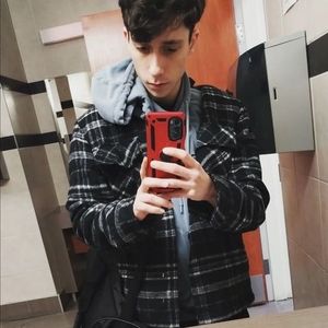 Meet your Posher, Christopher